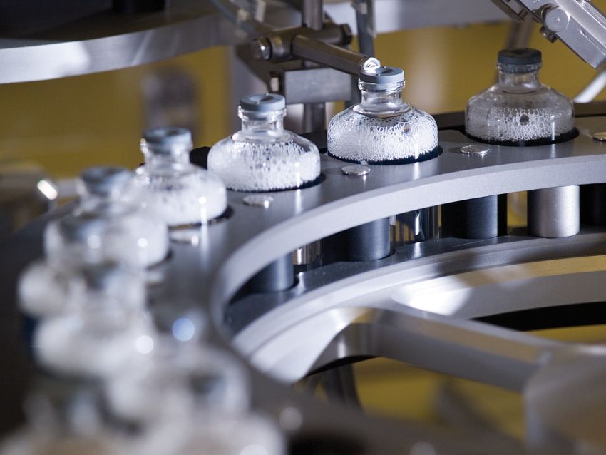 Der Darmstädter Konzern Merck akquiriert das US-Biopharmaunternehmen Springworks Therapeutics für einen Kaufpreis von umgerechnet 41,45 Euro pro Aktie. Durch den Kauf soll mittel- bis langfristig der Unternehmensbereich Healthcare wachsen.