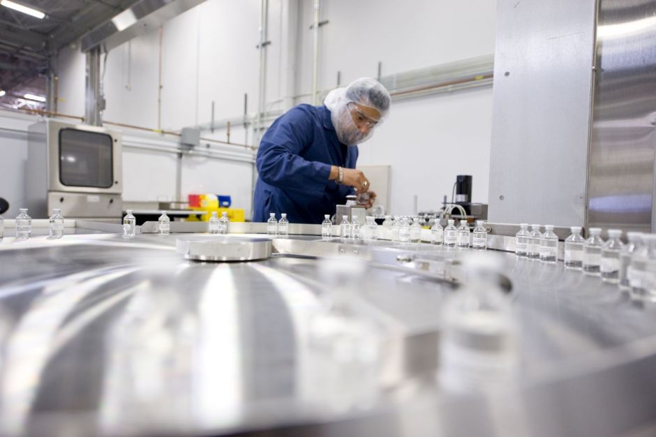 Abfüllung von Medikamenten für klinische Studien bei Amgen